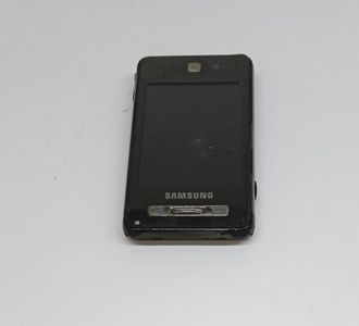 Неисправный телефон Samsung SGH-F480 (нет АКБ, нет задней крышки, не включается)