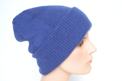 Итальянская шапка из кашемира синяя Визио