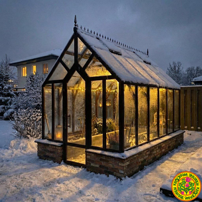 Базовая комплектация теплицы из стекла и алюминия в готическом стиле ГОТИКА размером 4000 х 2500 мм