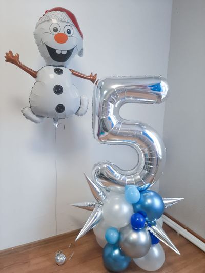 Композиция из шаров &quot;Цифра на стойке. Холодное сердце&quot;