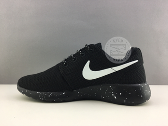 Nike Roshe run BLACK/косм.подошва (37,39) Арт. 025M