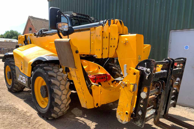 Телескопический погрузчик JCB 540-170