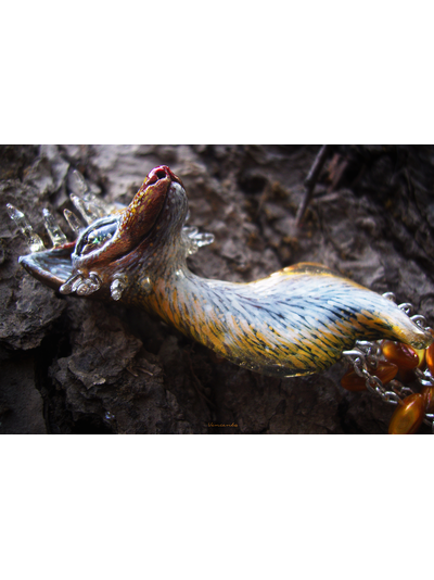 "Пятихвостая кицунэ, разжигающая пламя лисица", фэнтези-брошь в восточном стиле