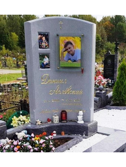 Оригинальный памятник на могилу юноши