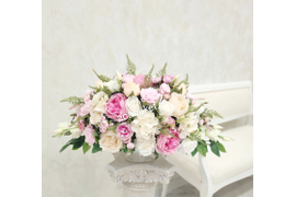 Узнайте, как оформить стол искусственными цветами, чтобы ваш ужин стал настоящим праздником для глаз 23