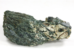 Актинолит в белом тальке, необработанный, дикий образец, Россия, Северный Кавказ, КЧР (55*21*22 мм, 38 г) №37766