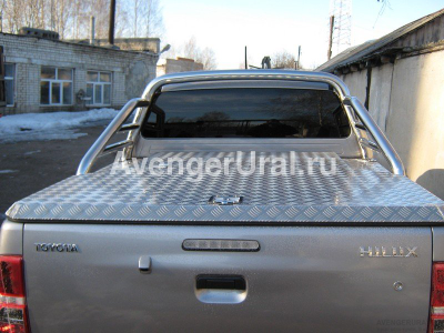 Крышка кузова "LIMITED" на TOYOTA