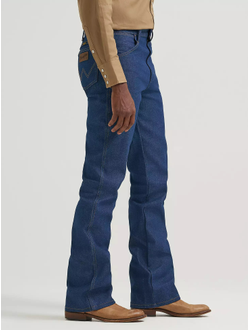 Джинсы 945 Wrangler® Cowboy Cut® Bootcut регулярный крой (жёсткие)