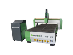Фрезерно-гравировальный станок с ЧПУ WoodTec CH 1325L