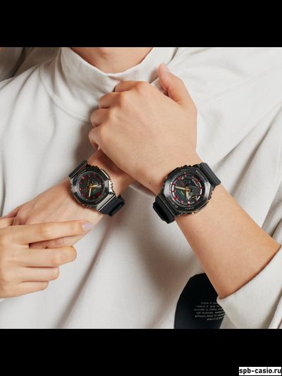 Часы Casio G-Shock GM-2100CH-1A