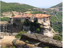 Купить греющую картину с фото дом в Предгорье