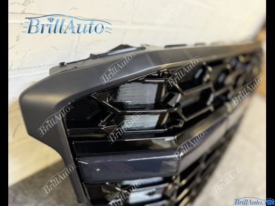 Решетка Toyota Land Cruiser 300 LED антихром