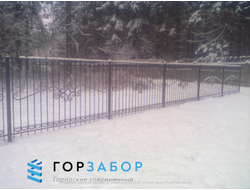 Мощный кованый забор заказать