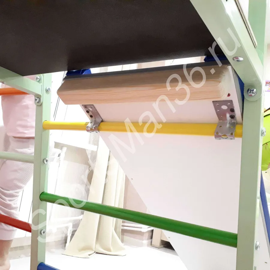 ДСК РАННЕГО РАЗВИТИЯ PLASTEP ТЕРЕМОК 170 С ПЛОЩАДКОЙ МЕТАЛЛ. Цвет: фисташковый+цветные перекладины. Не стандартное крепление горки.