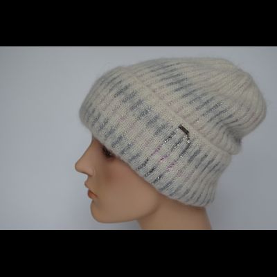 Белая женская шапка с отворотом и стразами Vizio Италия 8007 CRY