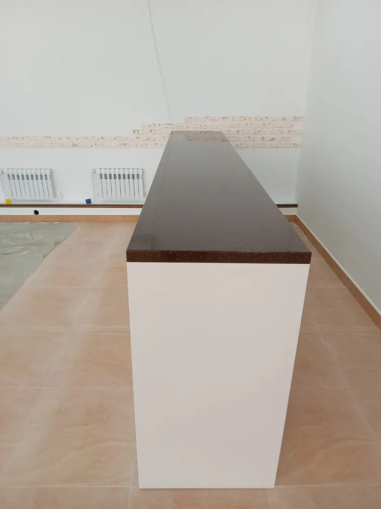 Барная стойка или стойка ресепшн в Брянске