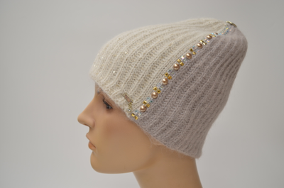 Шапка Vizio 1384 CY белая с бежевым