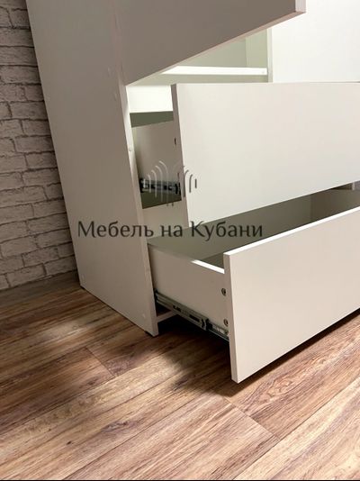 Милано 4 шкаф 2 ств Белый гладкий