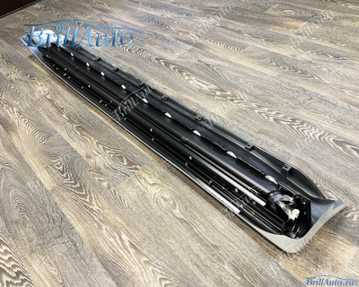 Подножки с подсветкой Toyota Land Cruiser 200 белые