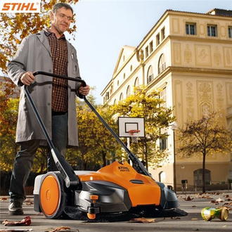 Аккумуляторное подметальное устройство STIHL KGА 770