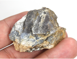 Корунд синий (сапфир), кристалл, Индия (38*26*26 мм, 37,5 г) №36099