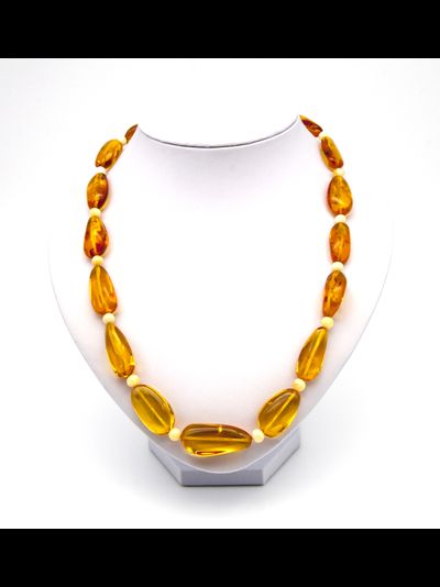 Бусы слива с шариками из медового янтаря 03132