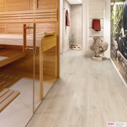 Декор ламината Haro Tritty 200 Aqua Дуб Сицилия Белый 537368 в интерьере комнаты