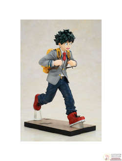 Фигурка 1/8 Изуку Мидория (Izuku Midoriya School Uniform Ver.)