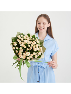 Букет из 11 кремовых кустовых роз