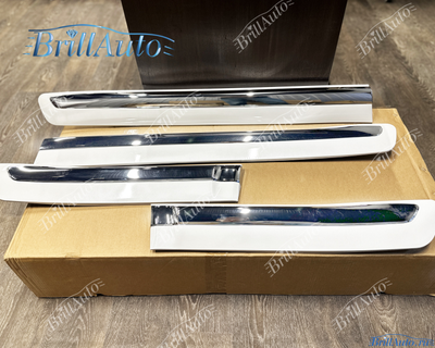 Молдинги Lexus LX 570 белые с хромом 2007-2015