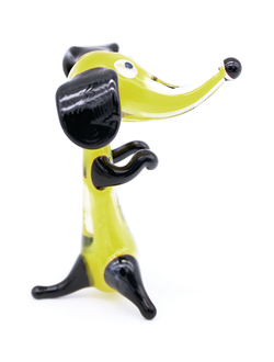 Стеклянная фигурка "Такса на задних лапах"