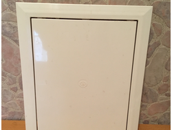 Люк дверца пластиковая