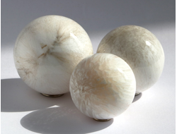 ШАРЫ ИЗ СКОЛЕЦИТА