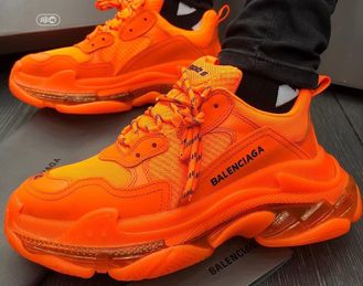 Кроссовки Balenciaga Triple S ярко-оранжевые в Сочи