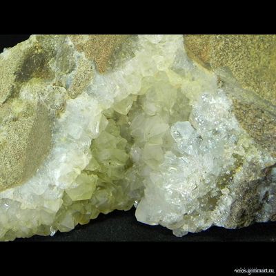 Друза бледного Аметиста с друзой прозрачного Кварца