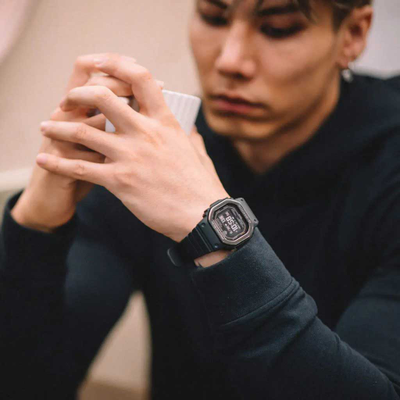 Часы Casio G-Shock DW-H5600MB-1