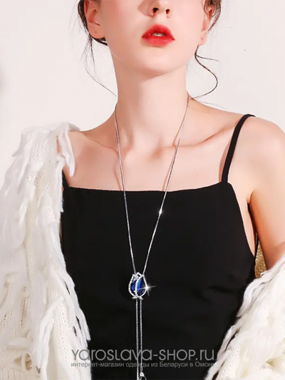 Подвеска с кулоном в виде цветка с синим камнем