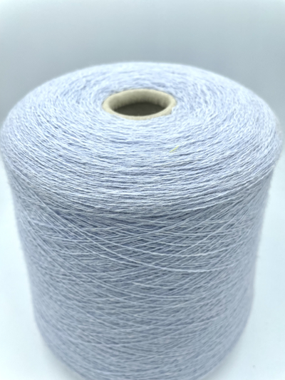 LINSIEME art. MATIS  (Линсиеме арт. Матис) 90% Merinos Extrafine Supergeelong (Меринос экстрафайн), 10% Сashmere (Кашемир) Nm. 2/30 1500 метров в 100 гр. цв. 2280 бледно-голубой меланж