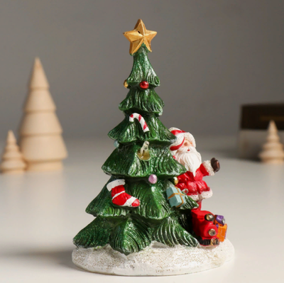 Новогодний сувенир с подсветкой "Дед Мороз у нарядной ёлочки" 11х9,5х14,5 см