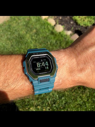 Часы Casio G-Shock GBX-100-2