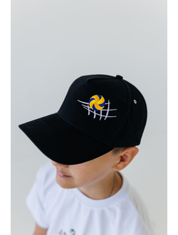 Кепка с прямым козырьком черная (мяч классический)