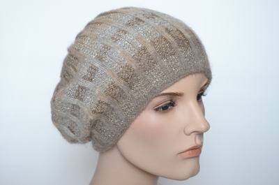 orekhoviy-zhenskiy-beret-iz-mokhera-i-alpaka-vizio-italiya-6916