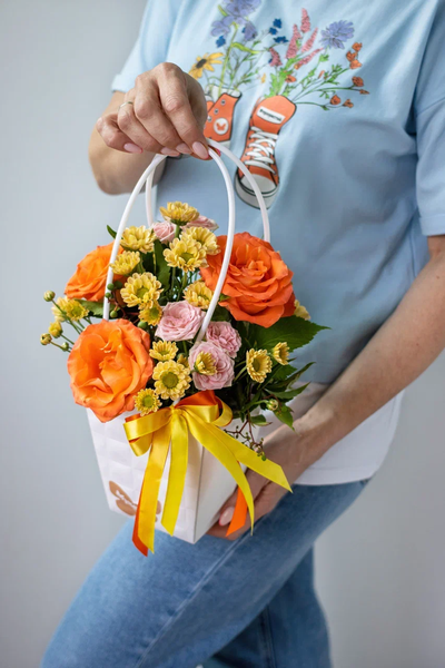 Цветочная композиция учителю / воспитателю № 850