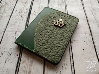 аксессуары из кожи, кожаная обложка, кожаная обложка на паспорт, кожаный аксессуар, обложка паспорт