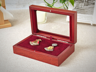 футляры со стеклом на заказ, производство деревянных шкатулок, деревянные коробки футляры срочно