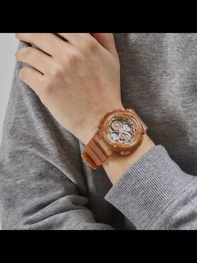 Часы Casio G-Shock GMA-S140NC-5A2