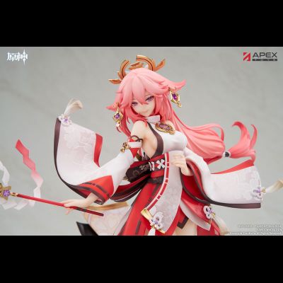 Фигурка 1/7 Яэ Мико (Yae Miko Astute Amusement Ver.)