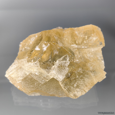 Кальцит, исландский шпат. Россия. 80*48*55мм