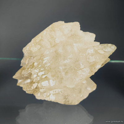 Кальцит, сросток кристаллов. Россия. 125*100*54мм