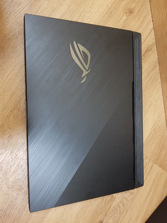 ASUS ROG STRIX G GL731GT-H7118T ( 17.3 FHD IPS 120HZ I7-9750H GTX1650(4GB) 16GB 512SSD )